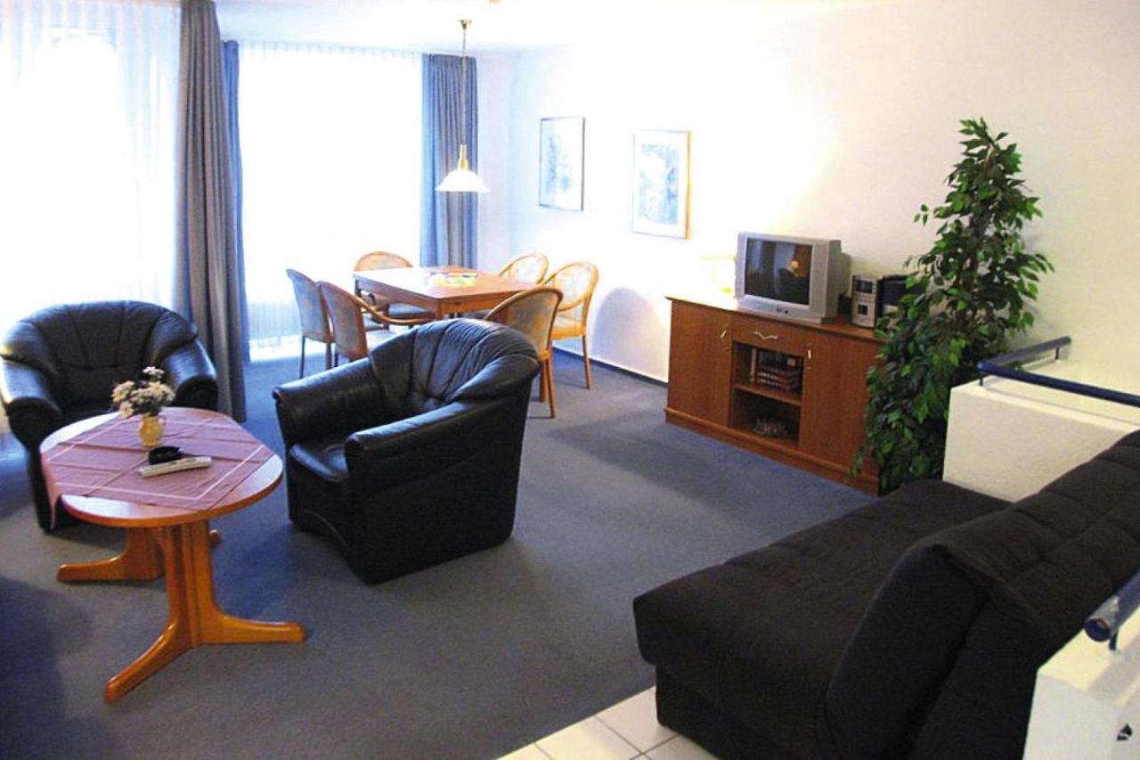 Apartment In Cuxhaven With A Shared Pool מראה חיצוני תמונה